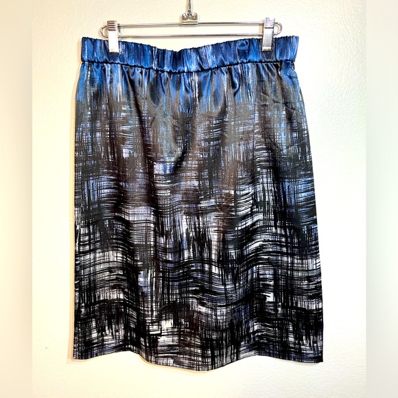 Chico’s brand new skirt black/blue/white crosshatch pattern size S - Picture 1 of 4